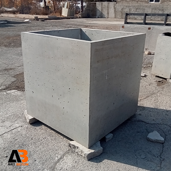 گلدان بتنی شهری 100x100x100 سانتیمتر – مبلمان شهری بتن اکسپوز